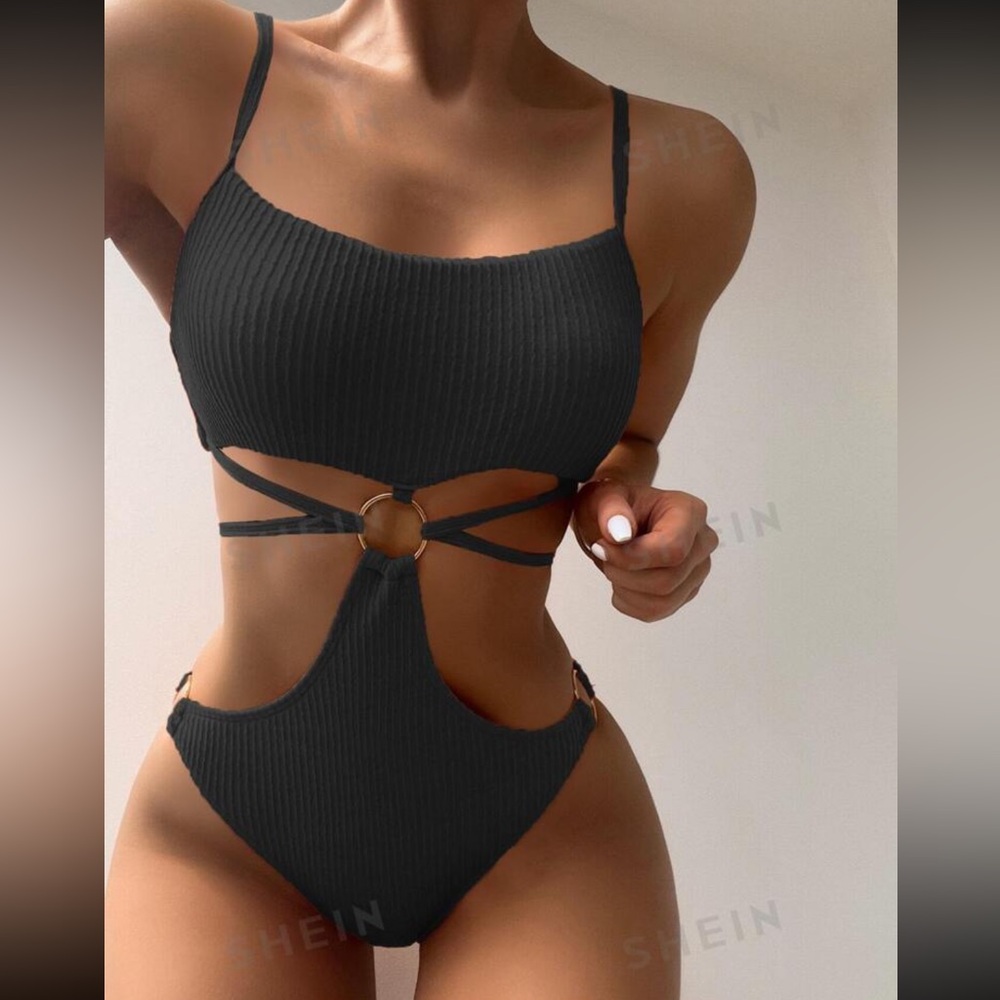 One piece swimsuit